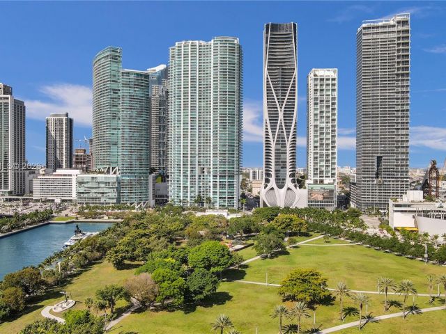 Apartment for sale  Unit #2907 - photo 7467346