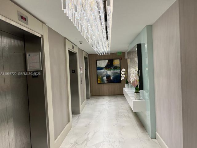 Apartment for rent  Unit #1009 - photo 7505550