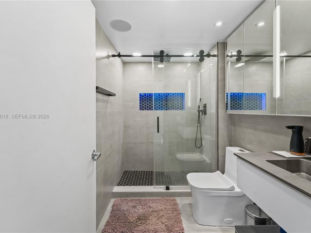 Apartment for rent  Unit #506 - photo 7508769