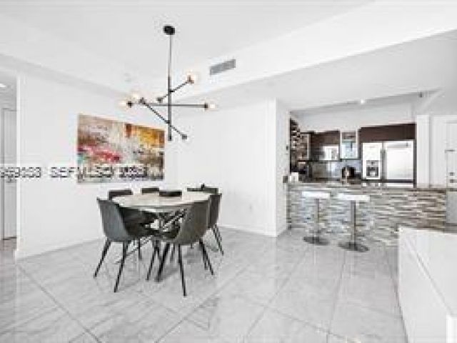 Apartment for sale  Unit #3605 - photo 7461529