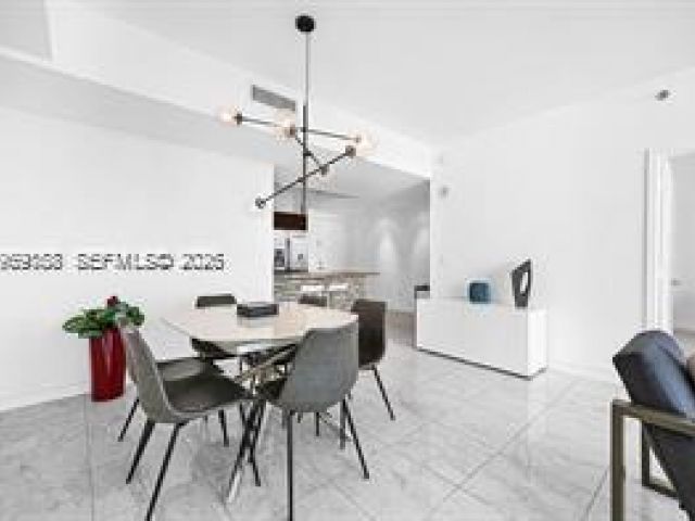 Apartment for sale  Unit #3605 - photo 7461530