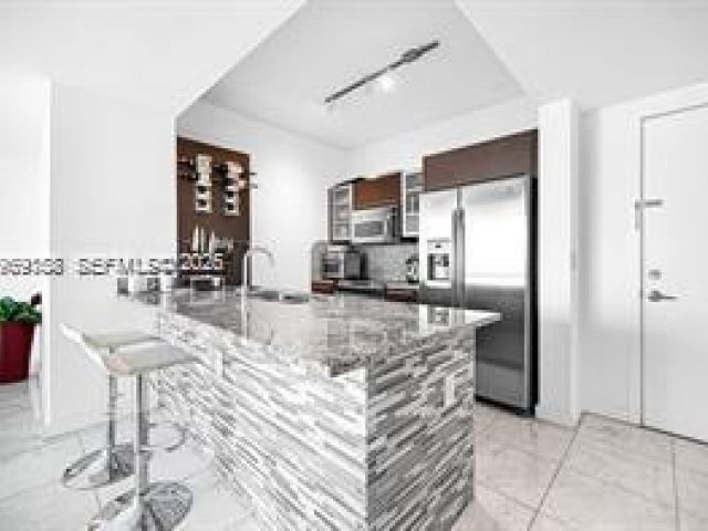 Apartment for sale  Unit #3605 - photo 7461531