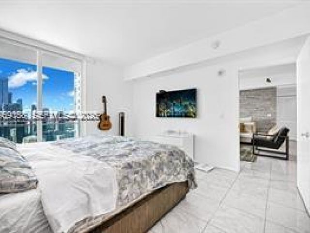 Apartment for sale  Unit #3605 - photo 7461537