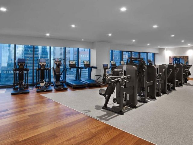 Apartment for rent  Unit #2708 - photo 7451947