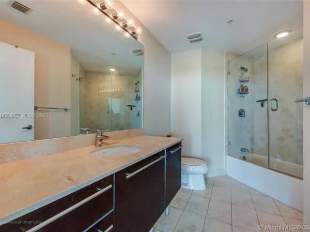 Apartment for rent  Unit #3218 - photo 7519075