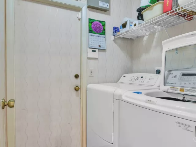 2-bedroom home for sale in Delray Beach - 2660 Riviera Drive - MondialRealty