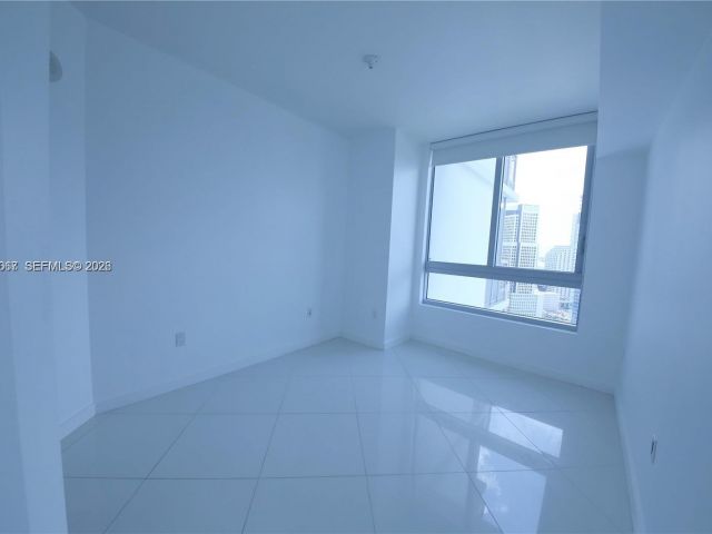 Apartment for rent  Unit #3306 - photo 7489637