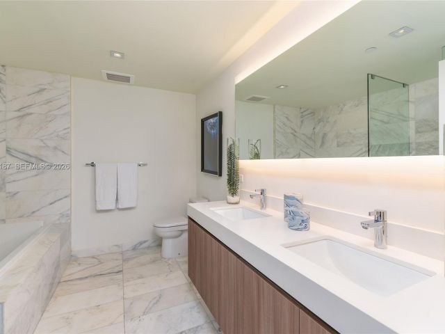 Apartment for sale  Unit #502 - photo 7497310