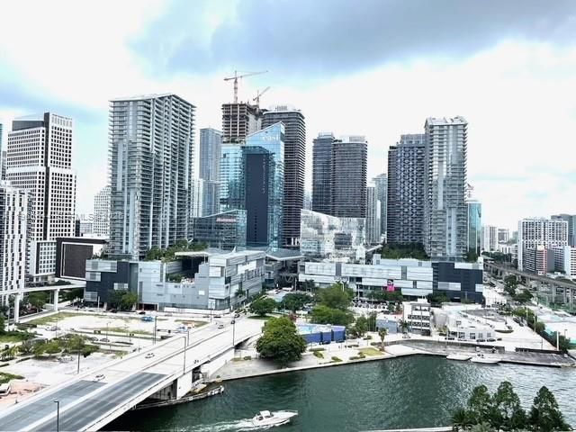 Apartment for rent  Unit #2114 - photo 7489575