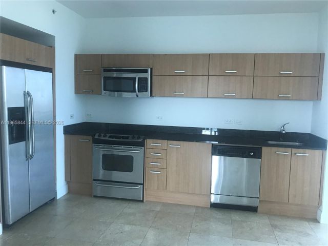 Apartment for rent  Unit #2114 - photo 7489578