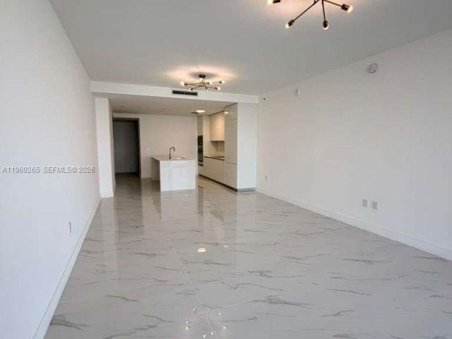 Apartment for rent  Unit #1103 - photo 7489297