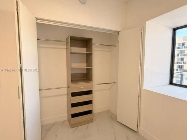 Apartment for rent  Unit #1103 - photo 7489307