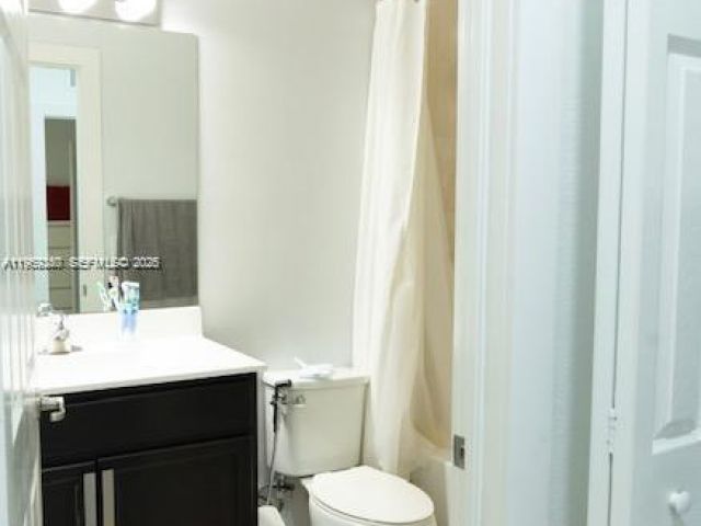 Home for rent at 11611 SW 253 ST 11611 - photo 7492663