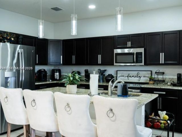 Home for rent at 11611 SW 253 ST 11611 - photo 7492665