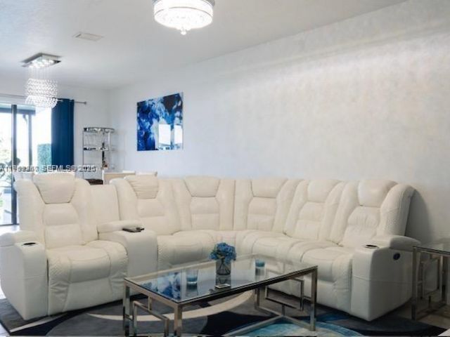 Home for rent at 11611 SW 253 ST 11611 - photo 7492668