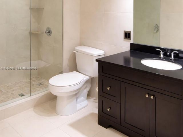 Apartment for rent  Unit #310 - photo 7483956