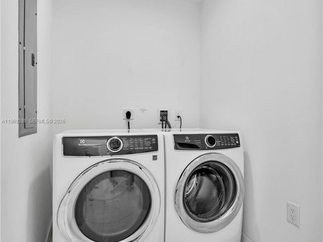 Apartment for rent  Unit #1701 - photo 7488261