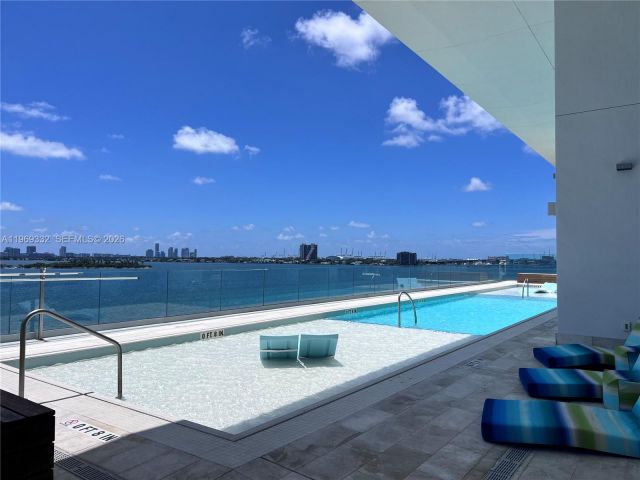 2-bedroom condo for sale in Miami - 700 NE 26th Ter 2205 - MondialRealty