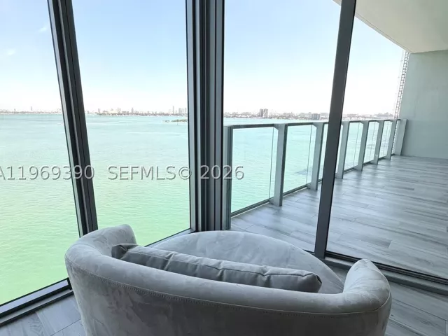 2-bedroom condo for sale in Miami - 2900 NE 7th Ave 1205 - MondialRealty