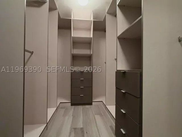 2-bedroom condo for sale in Miami - 2900 NE 7th Ave 1205 - MondialRealty