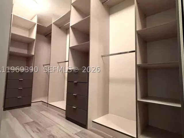 2-bedroom condo for sale in Miami - 2900 NE 7th Ave 1205 - MondialRealty