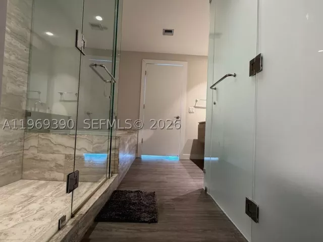 2-bedroom condo for sale in Miami - 2900 NE 7th Ave 1205 - MondialRealty