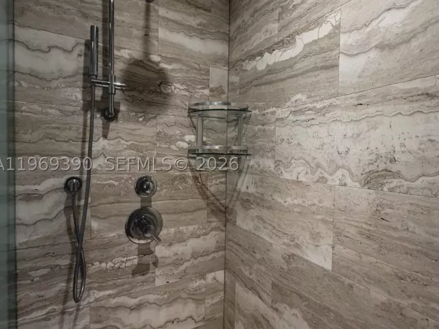 2-bedroom condo for sale in Miami - 2900 NE 7th Ave 1205 - MondialRealty