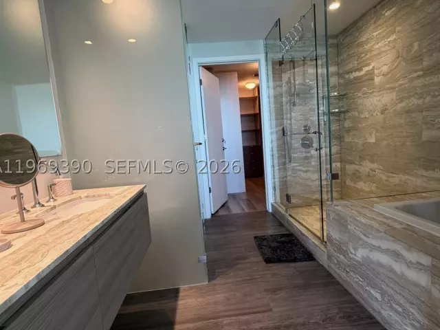 2-bedroom condo for sale in Miami - 2900 NE 7th Ave 1205 - MondialRealty