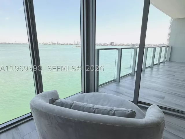 2-bedroom condo for sale in Miami - 2900 NE 7th Ave 1205 - MondialRealty