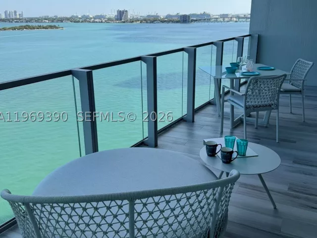 2-bedroom condo for sale in Miami - 2900 NE 7th Ave 1205 - MondialRealty
