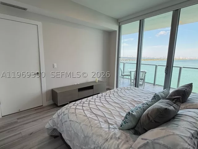 2-bedroom condo for sale in Miami - 2900 NE 7th Ave 1205 - MondialRealty
