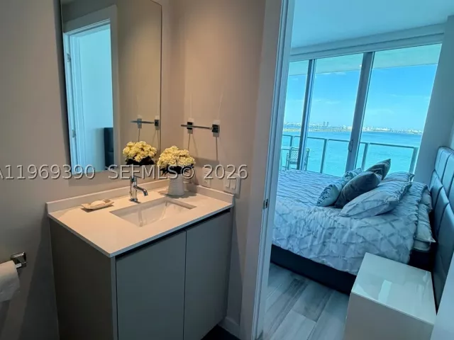 2-bedroom condo for sale in Miami - 2900 NE 7th Ave 1205 - MondialRealty