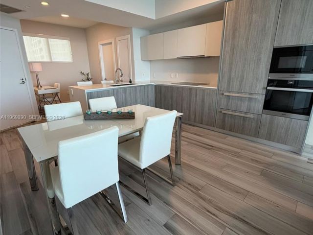 Apartment for sale  Unit #1205 - photo 7491383