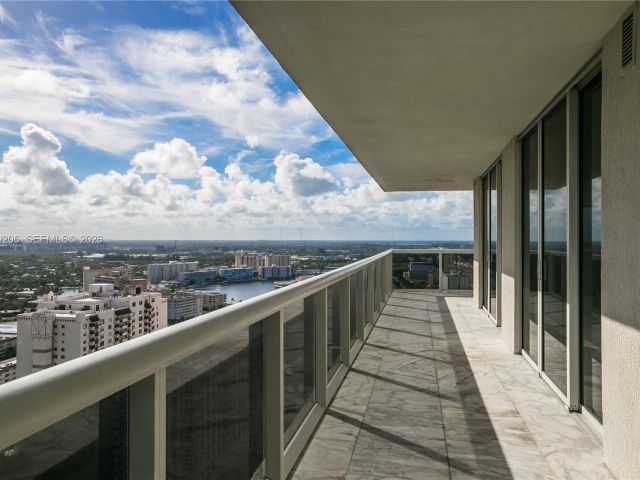 Apartment for rent  Unit #2906 - photo 7499798