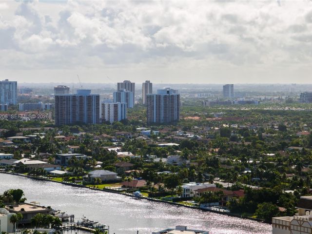 Apartment for rent  Unit #2906 - photo 7499801