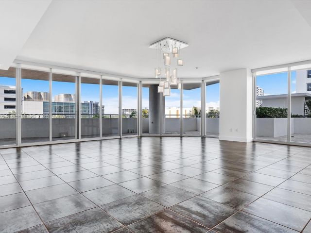 Apartment for sale  Unit #406 - photo 7511538