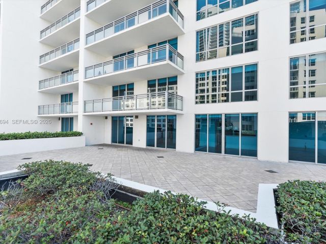 Apartment for sale  Unit #406 - photo 7511544