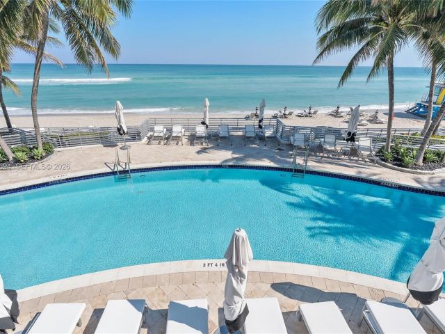 Apartment for sale  Unit #406 - photo 7511545