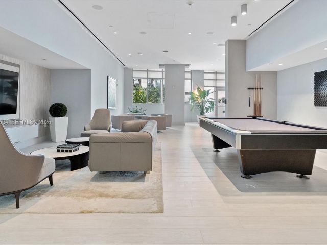 Apartment for sale  Unit #406 - photo 7511548