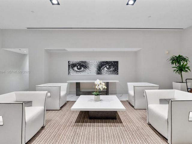 Apartment for sale  Unit #406 - photo 7511549