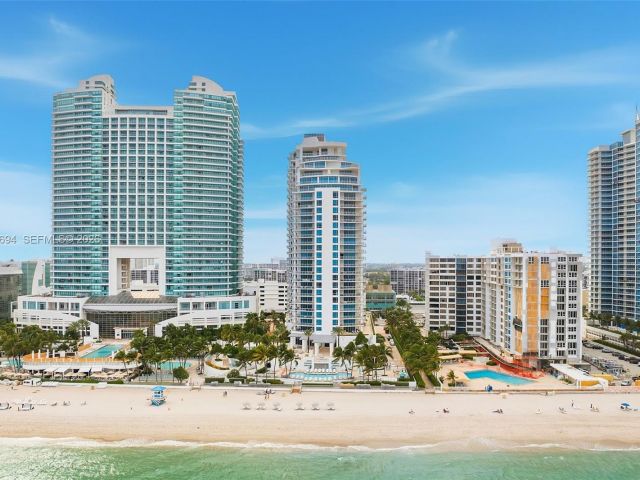 Apartment for sale  Unit #406 - photo 7511554