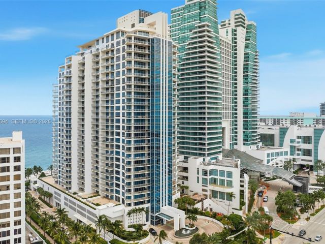 Apartment for sale  Unit #406 - photo 7511555