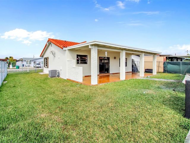 Home for sale at 13844 SW 15th St - photo 7466042