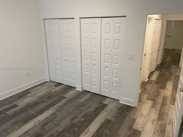 Home for rent at 10445 NW 81st Ter 10045 - photo 7486407