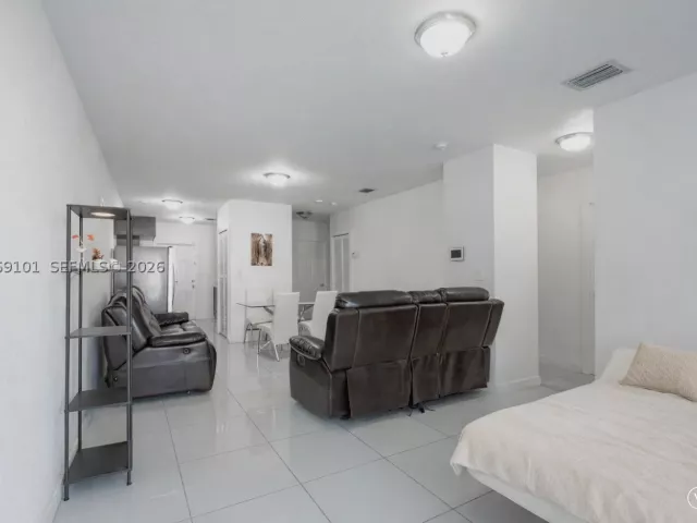 3-bedroom home for sale in Miami - 1998 NW 47th St - MondialRealty