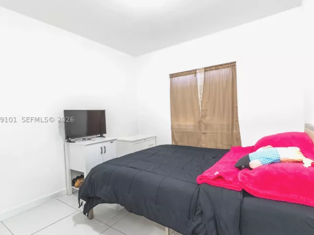 3-bedroom home for sale in Miami - 1998 NW 47th St - MondialRealty