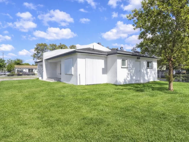 3-bedroom home for sale in Miami - 1998 NW 47th St - MondialRealty