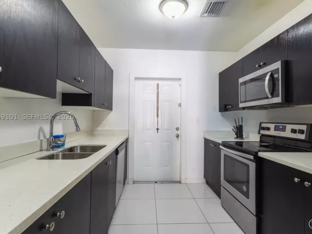 3-bedroom home for sale in Miami - 1998 NW 47th St - MondialRealty
