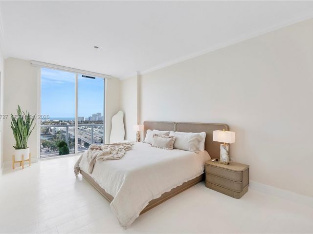 Apartment for rent  Unit #1606 - photo 7495321