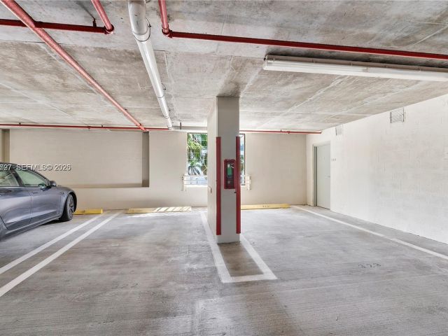 Apartment for rent  Unit #1606 - photo 7495325